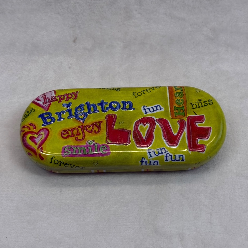 Brighton‎ Sunglasses Case Love Fun Heart Design Hard Clam Shell